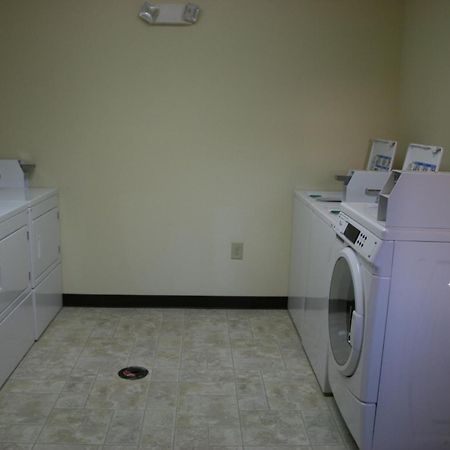 Affordable Suites - Fayetteville/Fort Bragg Экстерьер фото