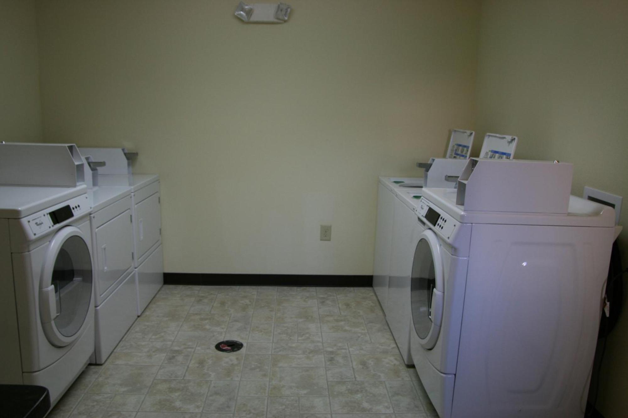 Affordable Suites - Fayetteville/Fort Bragg Экстерьер фото